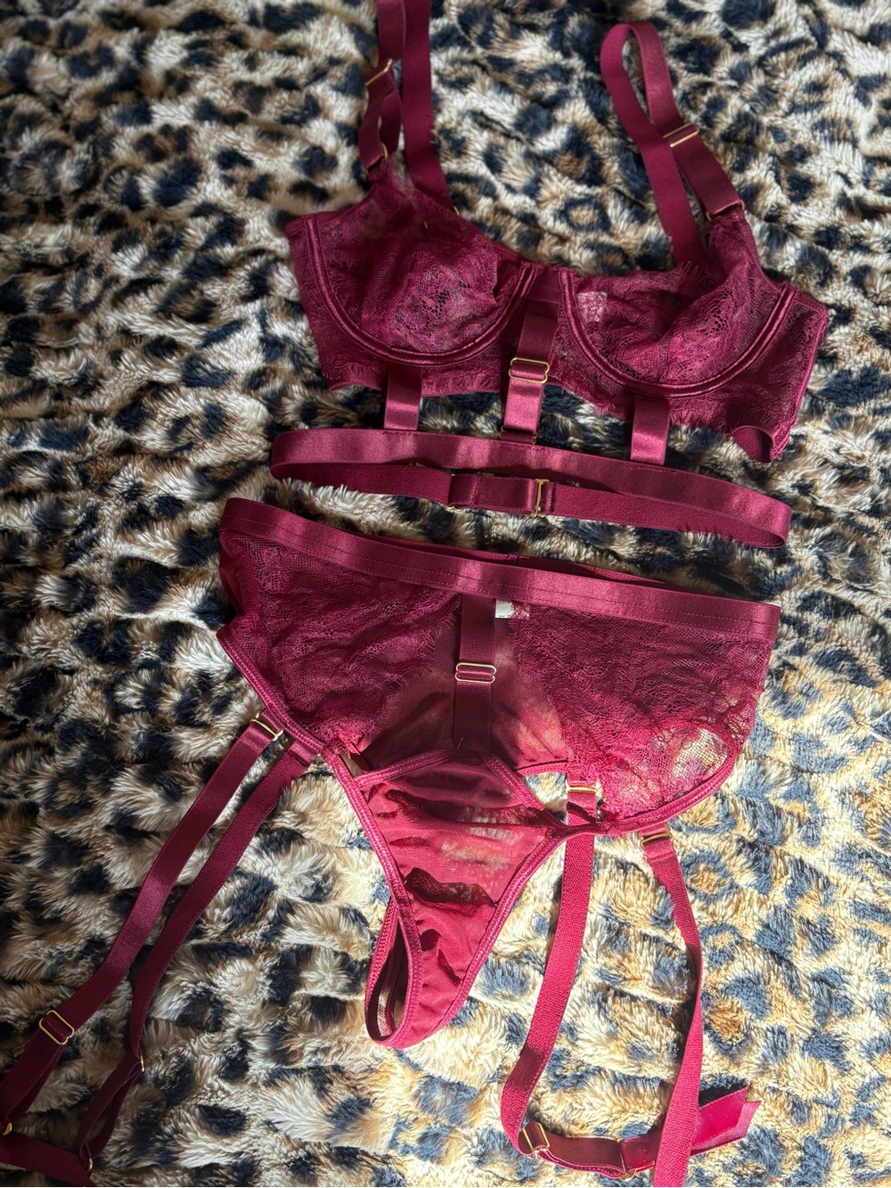 Burgundy Lace Strappy Bra & Garter Set - Women Intimates